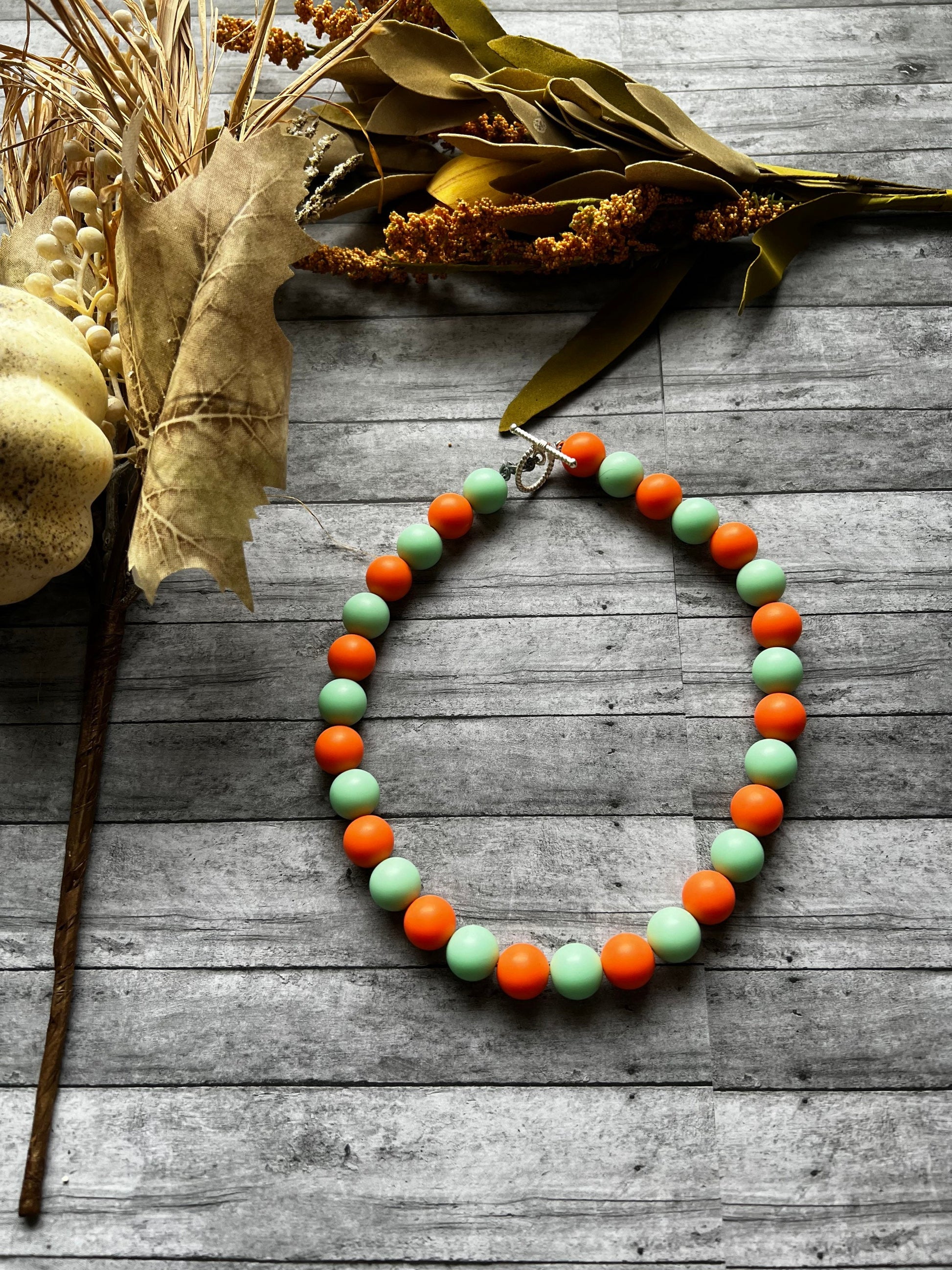 Green and Orange Pet Necklace with Toggle Clasp, Jewelry for Dogs, Jewelry for Cats, Durable Pet Necklace, Accessories for Pets, Pet Gifts