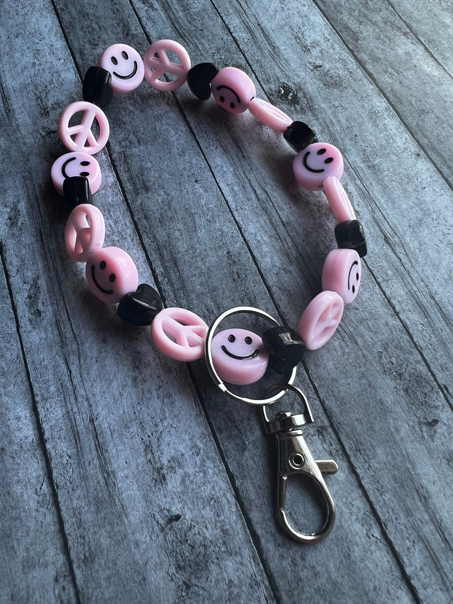 Pink and Black Smiley Face Key Chain, Smiley Face Keychain, Beaded Wristlet, Keychain Accessories, Bag Keychain, Gifts for Her