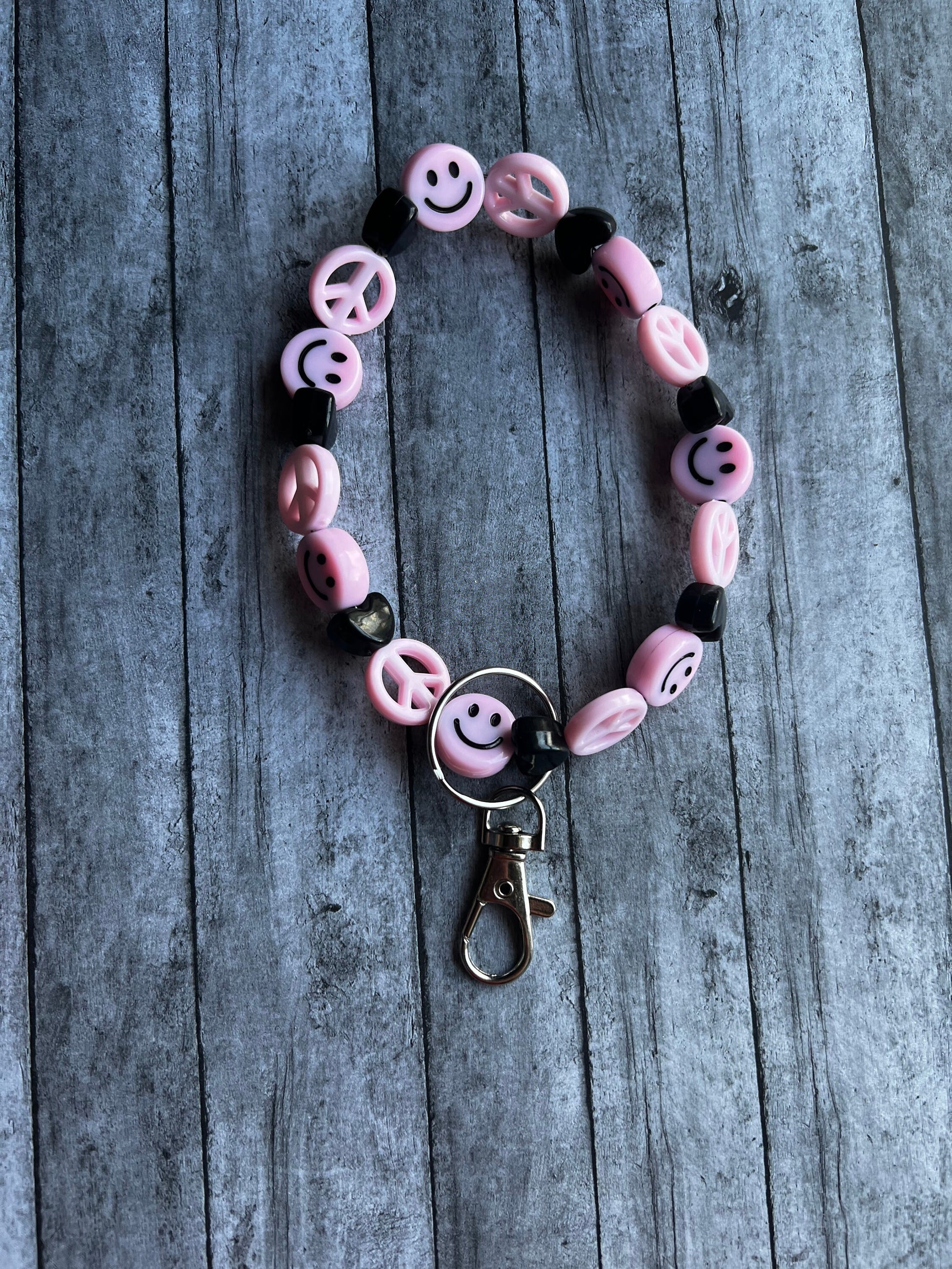 Pink and Black Smiley Face Key Chain, Smiley Face Keychain, Beaded Wristlet, Keychain Accessories, Bag Keychain, Gifts for Her