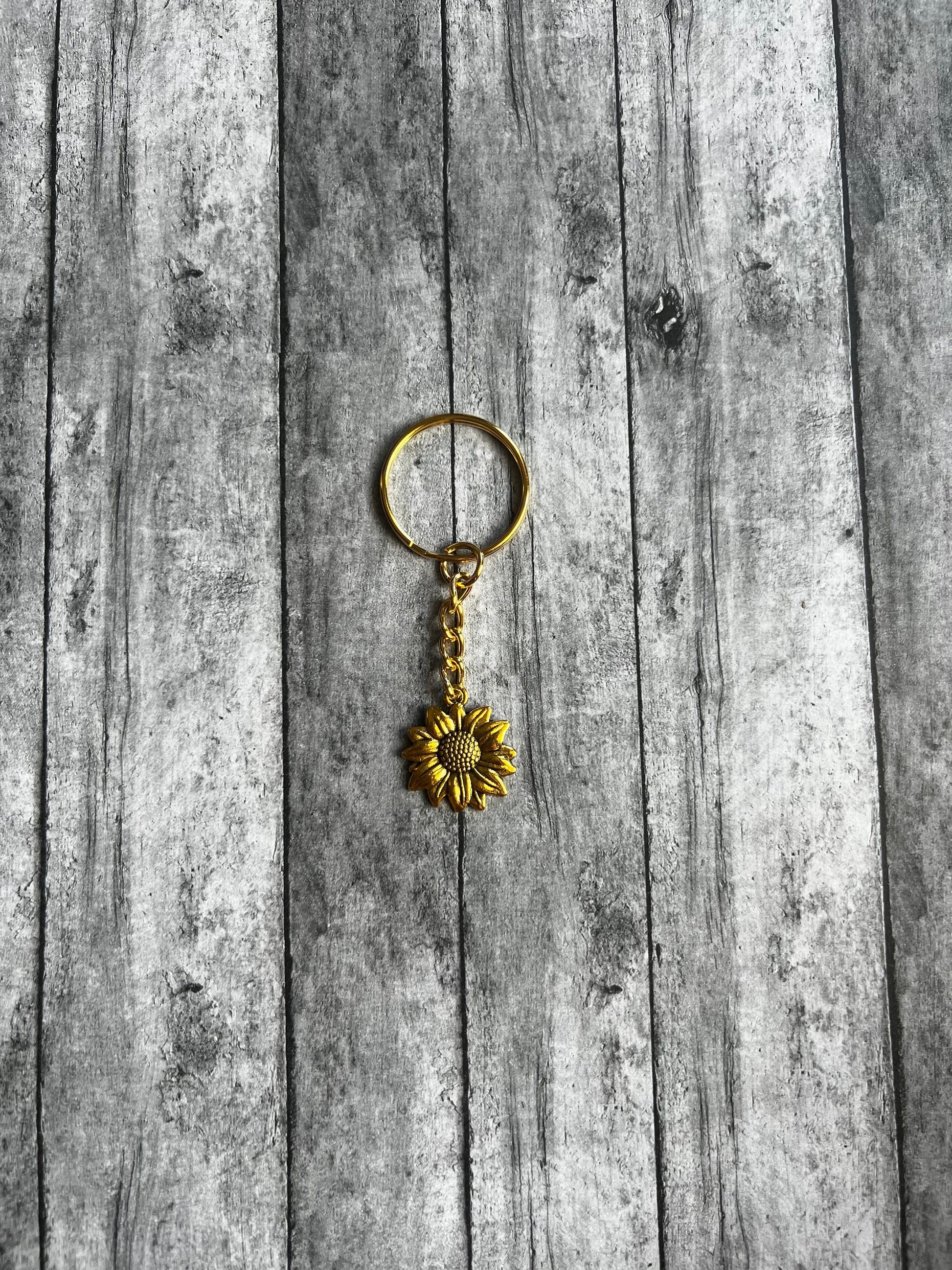 Gold Sunflower Alloy Keychain, Sunflower Keychain, Keychain for Beaded Wristlet, Backpack Keychain, Gifts for Her, Gold Accessories