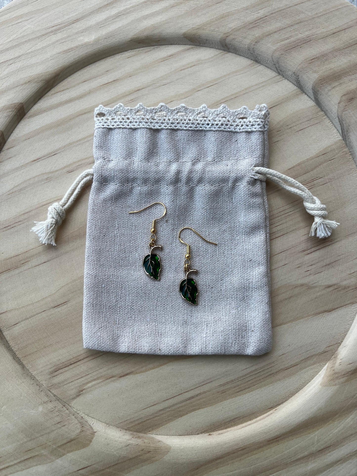 Leaf Earrings | 925 Sterling Silver Hypoallergenic Earrings | Leaf Dangle Earrings | Nature Earrings | Plant Earrings | Gifts for Her