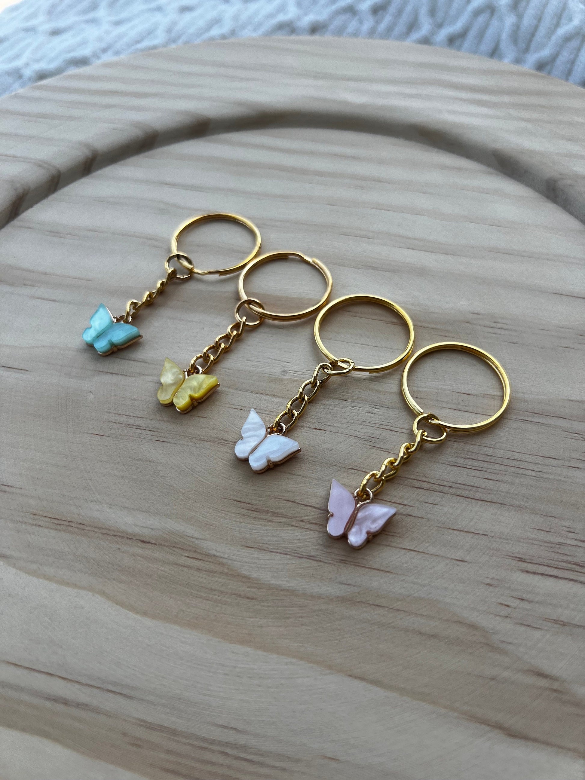 Gold Butterfly Keychains, Gold Keychains, Butterfly Keychain, Bag Accessories, Cute Keychains, Bag Keychains, Butterfly Accessories